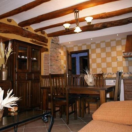 Apartamentos Turisticos La Fuensanta Cella Zimmer foto